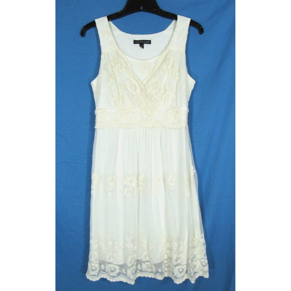CHRIS MCLAUGHLIN Lined LACE Ivory FLORAL EMBROIDERY Surplice Shift Dress Sz 8